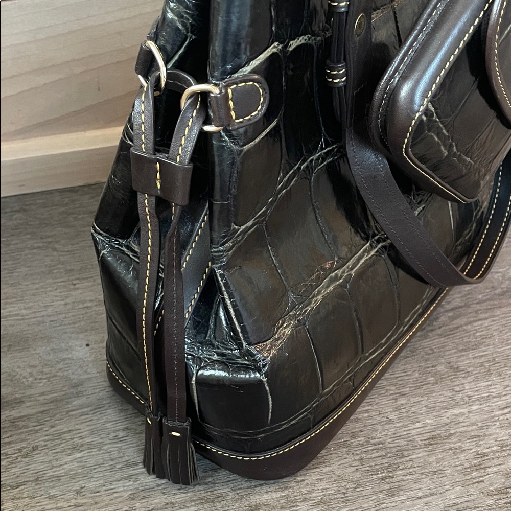 Vintage Dooney & Bourke Croco Embossed Leather Tote - Dark Brown / Black - Picture 3 of 10